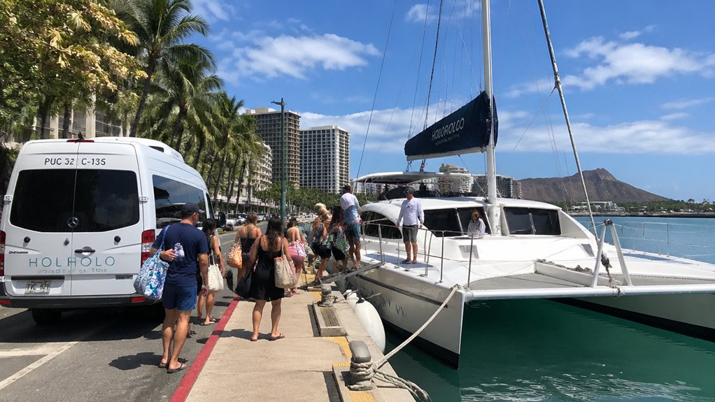 waikiki departure pickup catamaran