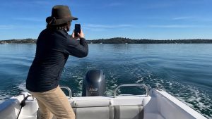 stabilize camera on boat