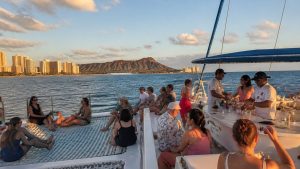 tipping expected on waikiki catamaran